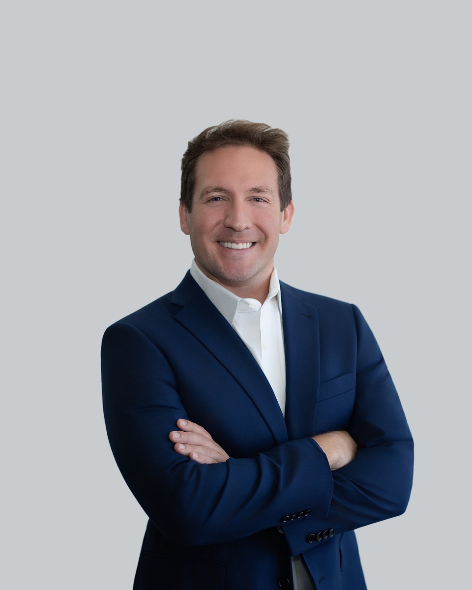 J.P. Morgan senior executive portrait — corporate headshot by AMN Integrated Production
